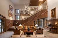 The Rusty Parrot Lodge and Spa