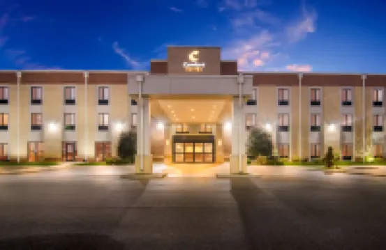 Comfort Suites Rensselaer near Fair Oaks