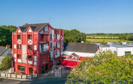 Logis Auberge de La Foret Отели в г. Марсак-Сюр-Дон