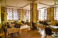 Hotel Ganpati Resort فنادق في جاغدالبور