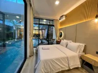 Villa Istana Bunga Amethyst V-09 5 Bedroom With Private Pool, Billiard and Karaoke Set Hotels in Cisarua