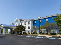 Holiday Inn Express & Suites MARYSVILLE by IHG Hotels in Union County