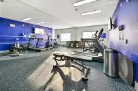 Holiday Inn Express PALESTINE by IHG - Gym