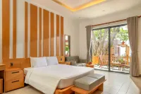 Trân Châu Beach & Resort