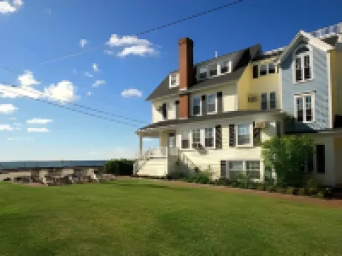 The Beach House Inn