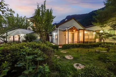 Gapyeong Green Star Pension (Remodeling, Spa) فنادق في 