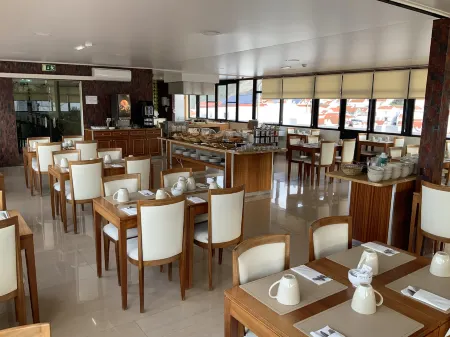 Hotel Maré Отели в г. Назаре