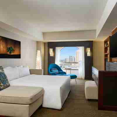 Renaissance Phoenix Downtown Hotel Rooms