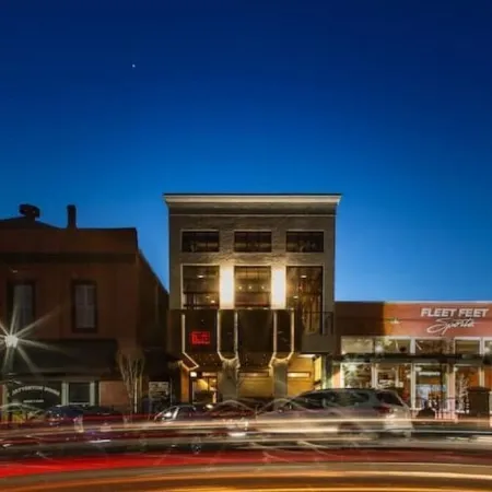 Wonderful and Stylish Place in Lawrenceville
