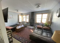 Grandma's Comfy Vintage Cottage w/ Fireplace ~ BBQ & Firepit