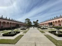 Sarasota-Indian Beach Zen Home (private-pet friendly)