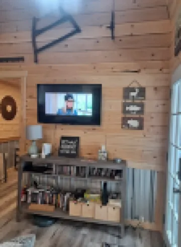 Tiny Home A, just steps from Mt. Rainer Nat. Park w/firepit.