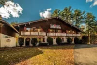 Boars Bungalow - Linderhof Golf, Pool, & More! Hotels near Glen Ellis Camground