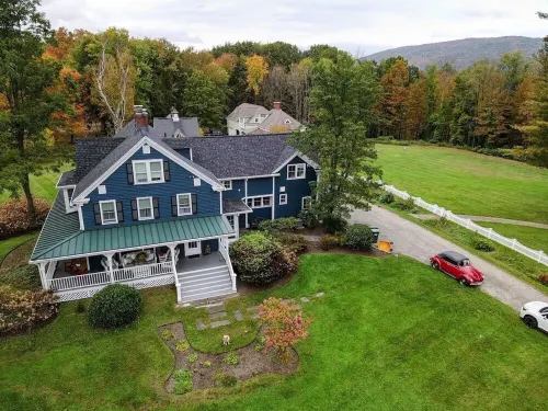 Amore Estate -  beautiful room with many places to explore and relax in.