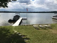 East Twin Lake House - Kayak, SUP - 2 Minutes to town فنادق في Lewiston