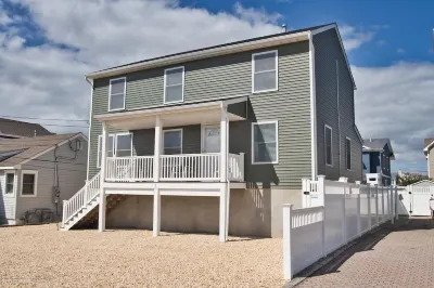 Luxury Lavallette beach block home steps from ocean! Sleeps 13 Hotels near SCHI