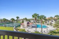 Renovated retreat w/ private beach access, short drive to Historic District