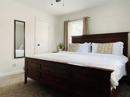 Heavensville Haven | Cozy 1BR/1BA Apartment