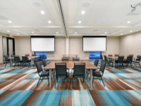 Home2 Suites by Hilton Beloit Hoteles en Beloit