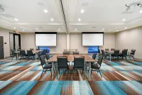 Home2 Suites by Hilton Beloit Hotels in Beloit