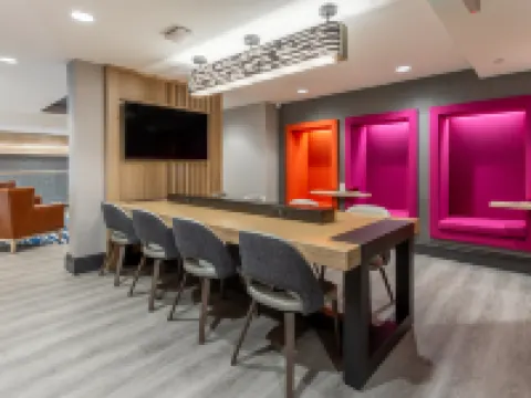 Hampton Inn Oakland Downtown-City Center Hotels in Oakland