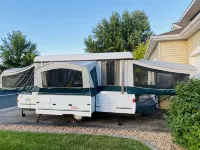 Portable Travel Popup Camper Pet Friendly AC/Heat