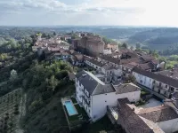 Casa Verrua: relaxation in Monferrato with pool, hot tub and belvedere