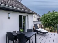 Ruhig Gelegenes Ferienhaus mit Sauna Direkt an der Mosel 特里滕海姆住宿飯店