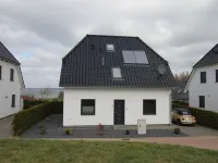 Casa Fortuna Comfort mit Seeblick, Whirlpool, Sauna und Eingezäuntem Garten 烏特格翰酒店