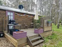 Dutjiya Mang - Private cottage Hotels near The Left Bank Gallery