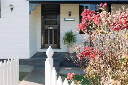 1940" Renovated Cottage in Beautiful Historic Taralga. Отели в г. Таральга