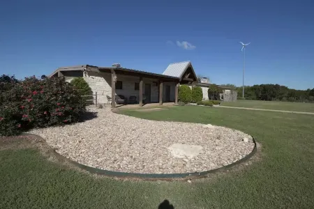 Cedar Creek Ranch on Lake Whitney