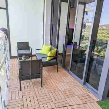 Stylish oasis in the heart of Canberra CBD, free parking Others