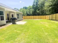 Cheerful spacious home-5 min to Bruce's Field/Downtown
