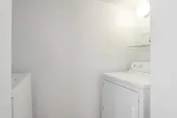 Modern 2BR home; 5 min walk to downtown Milford!
