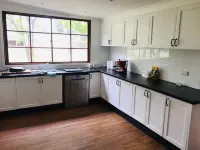 Comfy Cosy Country Cottage