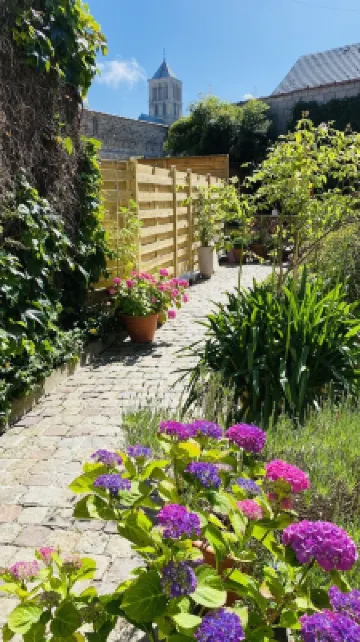 Quiet house with garden and terrace