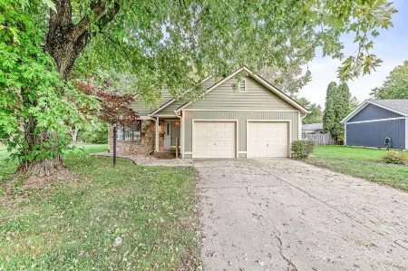 Edelweiss Chic Retreat /Grand Park/Ruoff/ Extended Stays Accepted