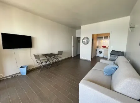 Studio face à la mer Отели в г. Проприано