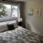Falcon House - Modern ranch next to city park and just 5 blocks from the beach.