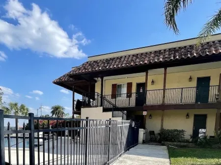 Newly Renovated Water Front in Historic Cocoa Village with Pool!