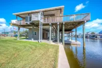 Pet friendly canal retreat Hotels near Salt Cedar Avenue Beach Access Point #36