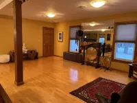 Village Nook,1 BR Apt.-on the Rail Trail, easy walk downtown. Hotels in Saranac Lake