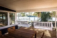 The Little Blue Cottage - Topping : Waterfront!