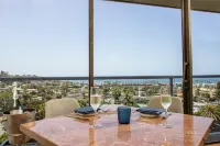 Hotel La Jolla, Curio Collection by Hilton Hotels in La Jolla