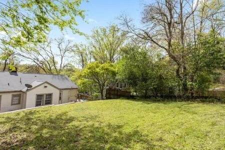 Vulcan View Cottage Отели рядом с достопримечательностью «Amtrak - Birmingham»