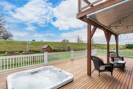 Skagit River Farmhouse