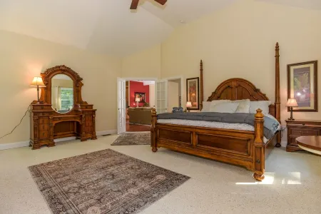 Central to Mystic and Vineyards