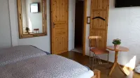 "Small but nice" apartment with balcony room - near Waldbühne for 2 - 4 people Hotels in der Nähe von Joe's Bowling Schwarzenberg