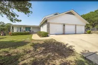 Surrounded by hills + xll spa + pool table + game room + two master rooms